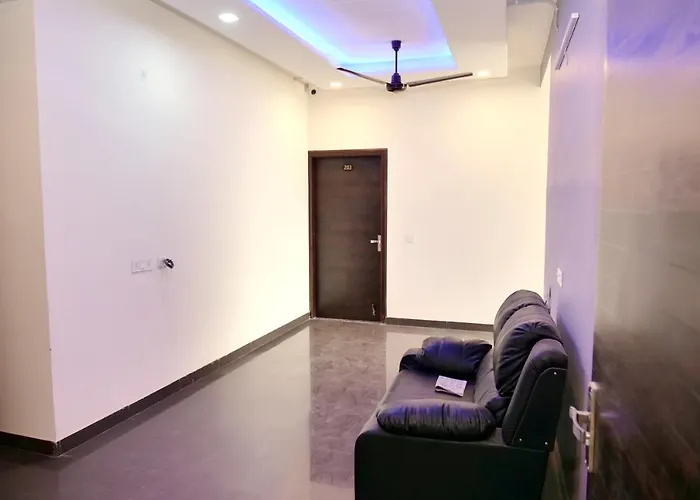 Hotel Ira Mansarovar Jaipur